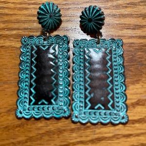 Turquoise metal earring’s